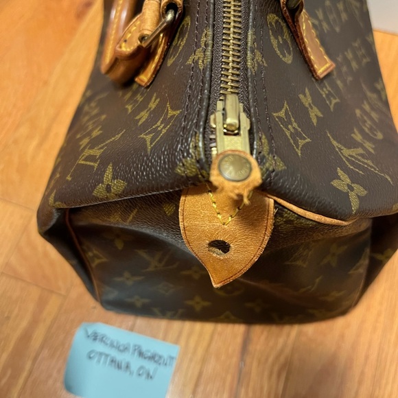 Authentic Louis Vuitton Speedy 30 - Picture 3 of 14